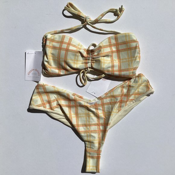 Dippin’ Daisy’s Christina top & Genie bottom - Picture 1 of 4